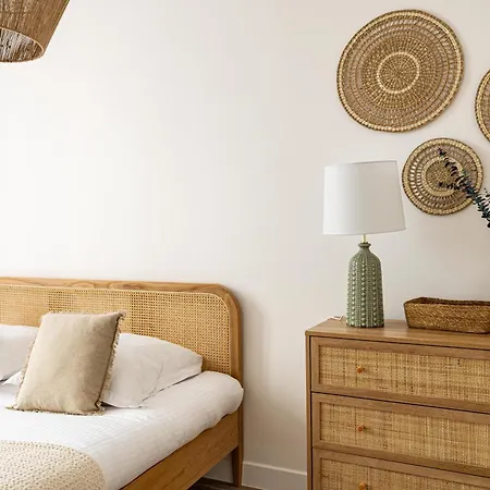 Apartment Beautiful 1br, Heart Of Suquet-cannes - 5min